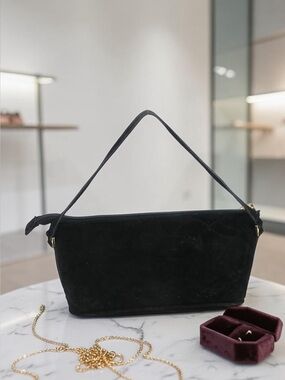 Tanner Italy Black Velvet Baguette Bag Gold Chain Strap OS